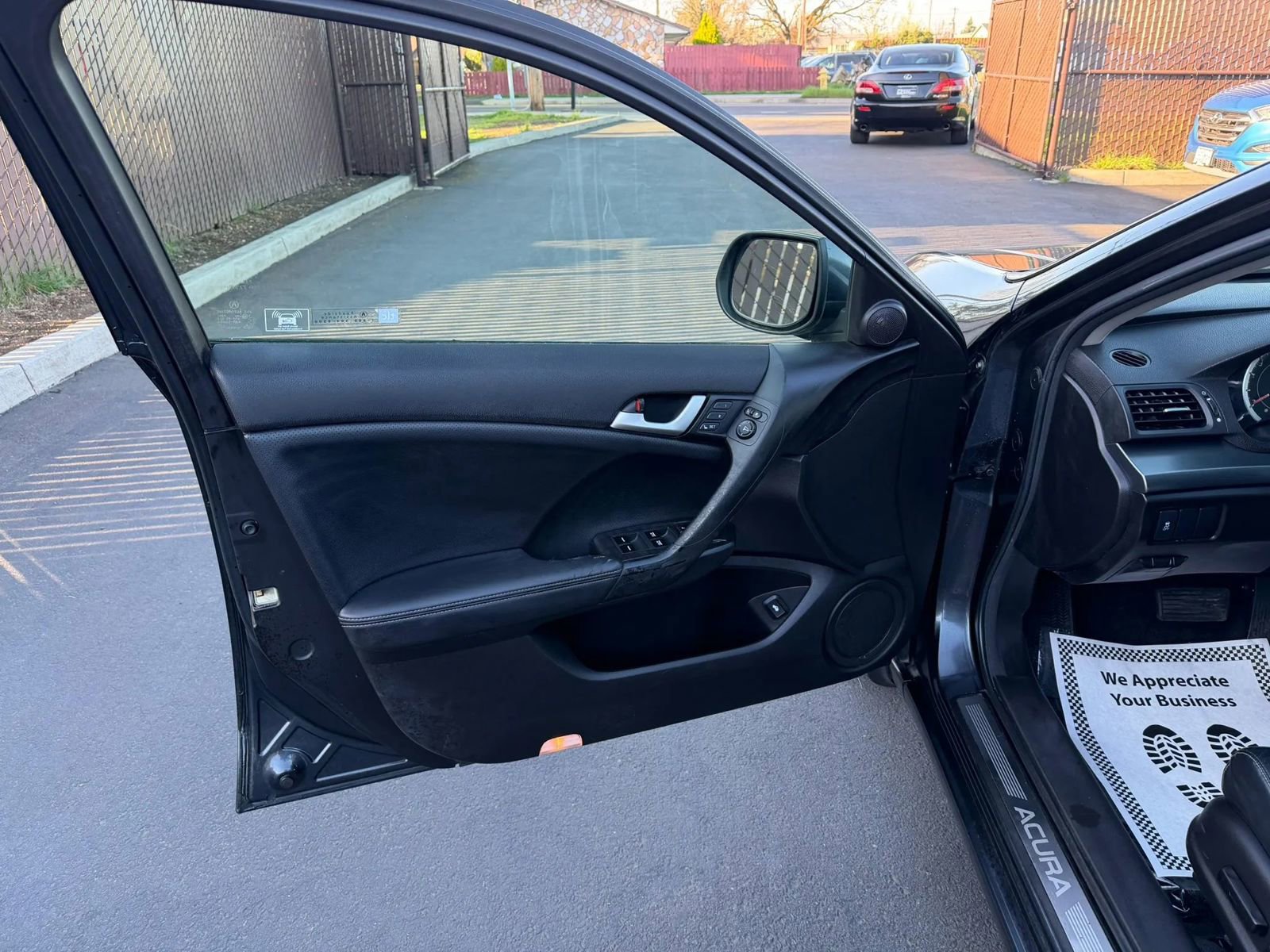 Used 2011 Acura TSX Sedan FWD image 9