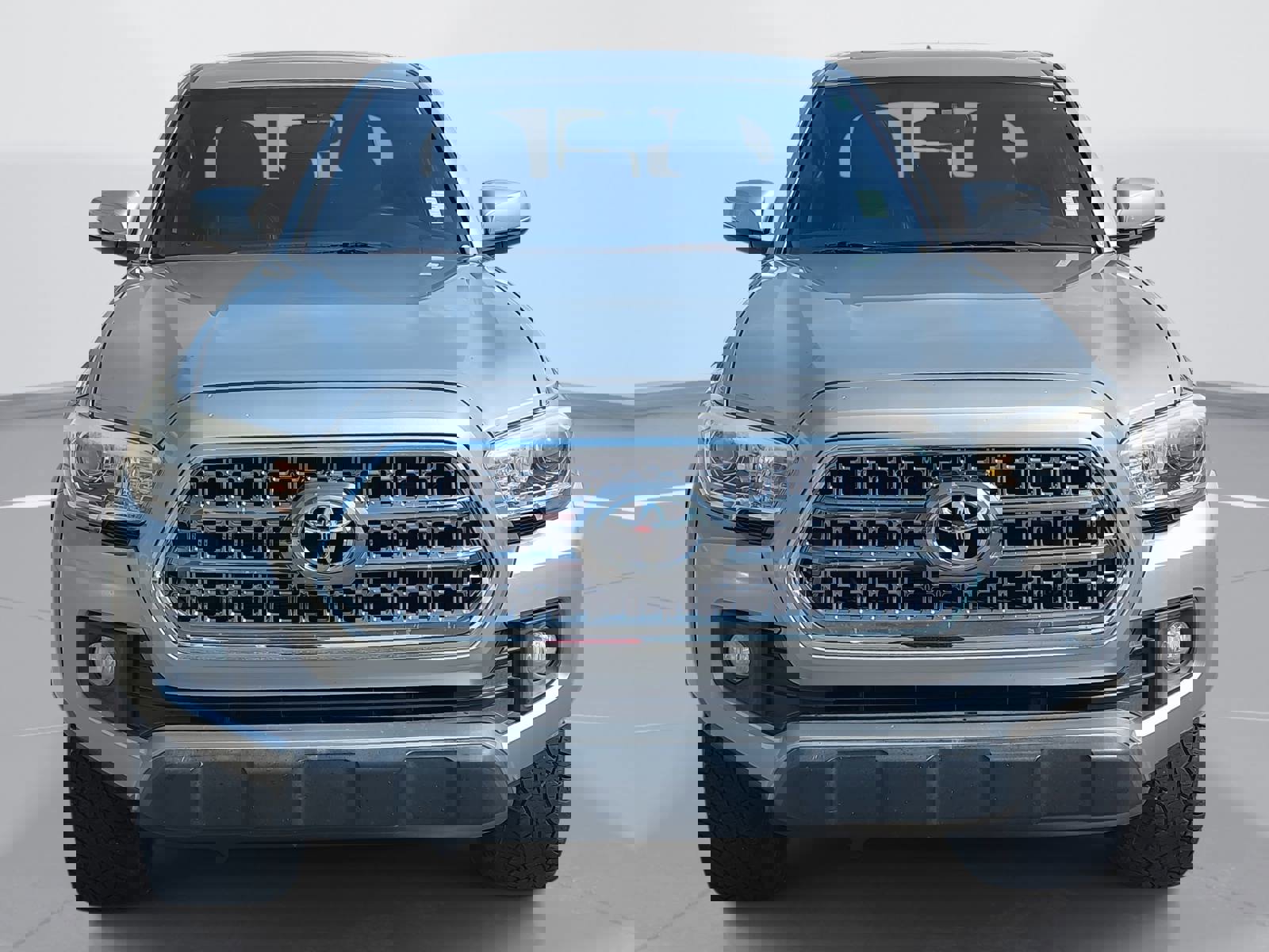 Used 2016 Toyota Tacoma TRD Off-Road w/ Premium & Technology Package image 2