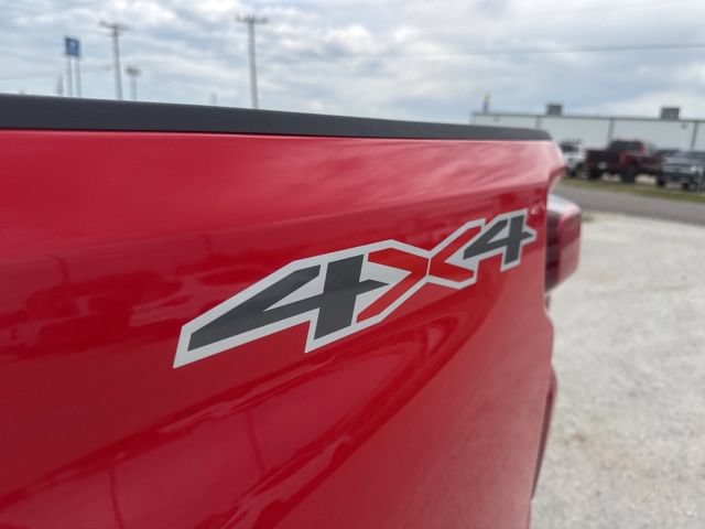 Used 2025 Chevrolet Silverado 2500 LT w/ Convenience Package AWD/4WD image 20