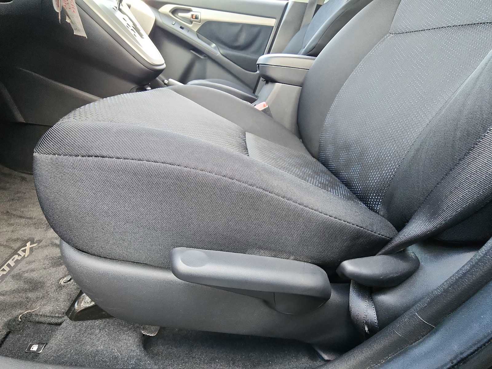 Used 2009 Toyota Matrix S image 13