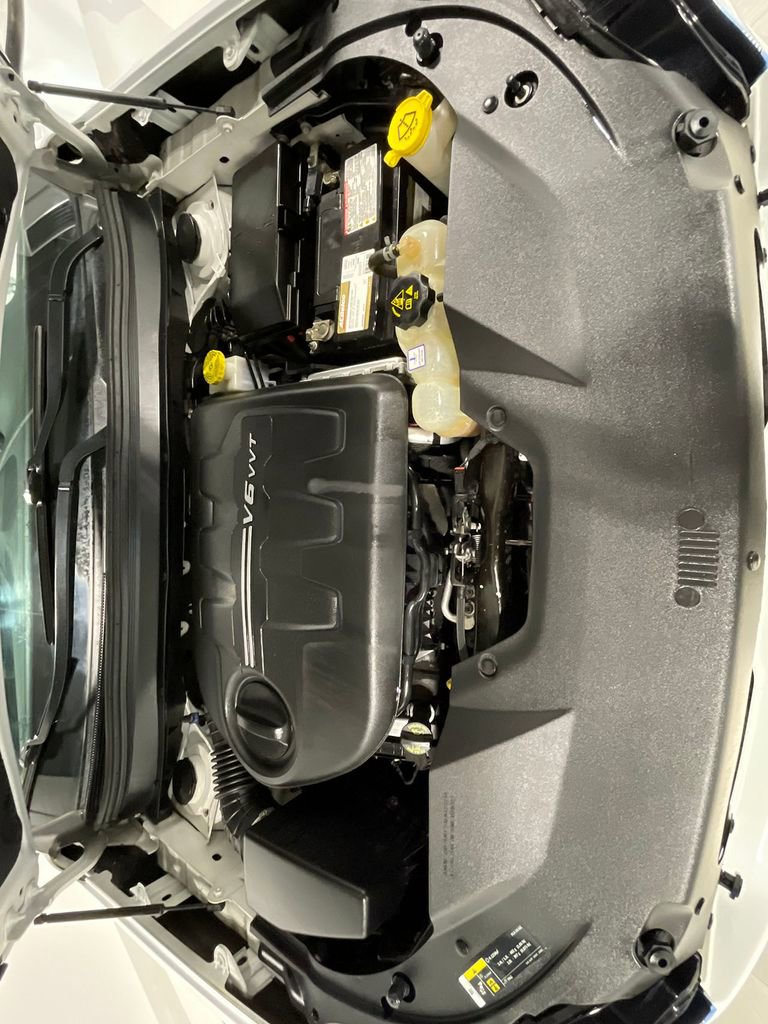 Used 2019 Jeep Cherokee Limited AWD/4WD image 39