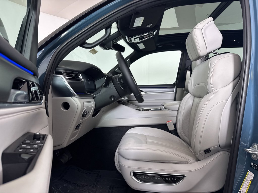 New 2026 Jeep Grand Wagoneer L Summit image 5