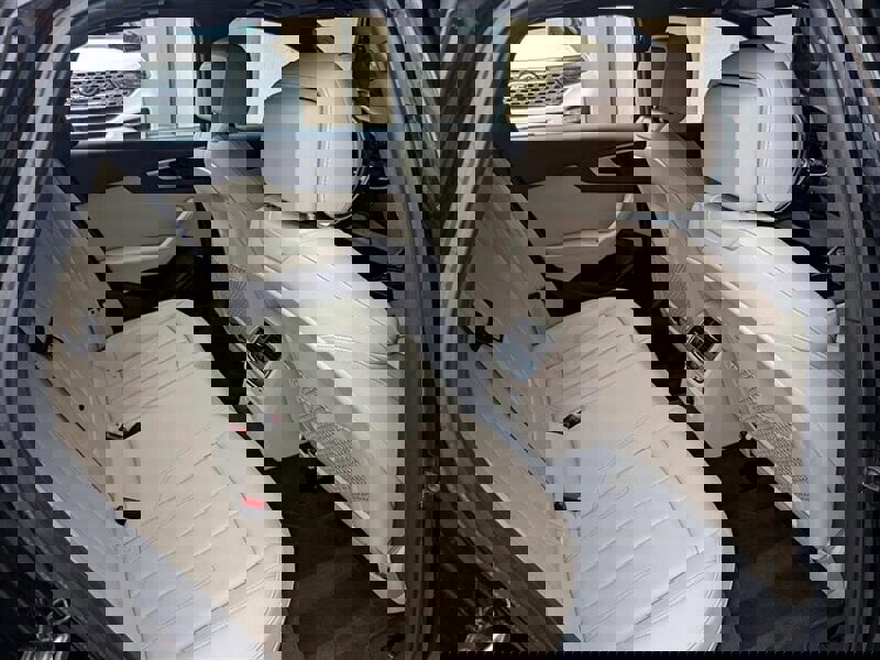 Used 2024 Audi A4 2.0T Premium Plus image 27