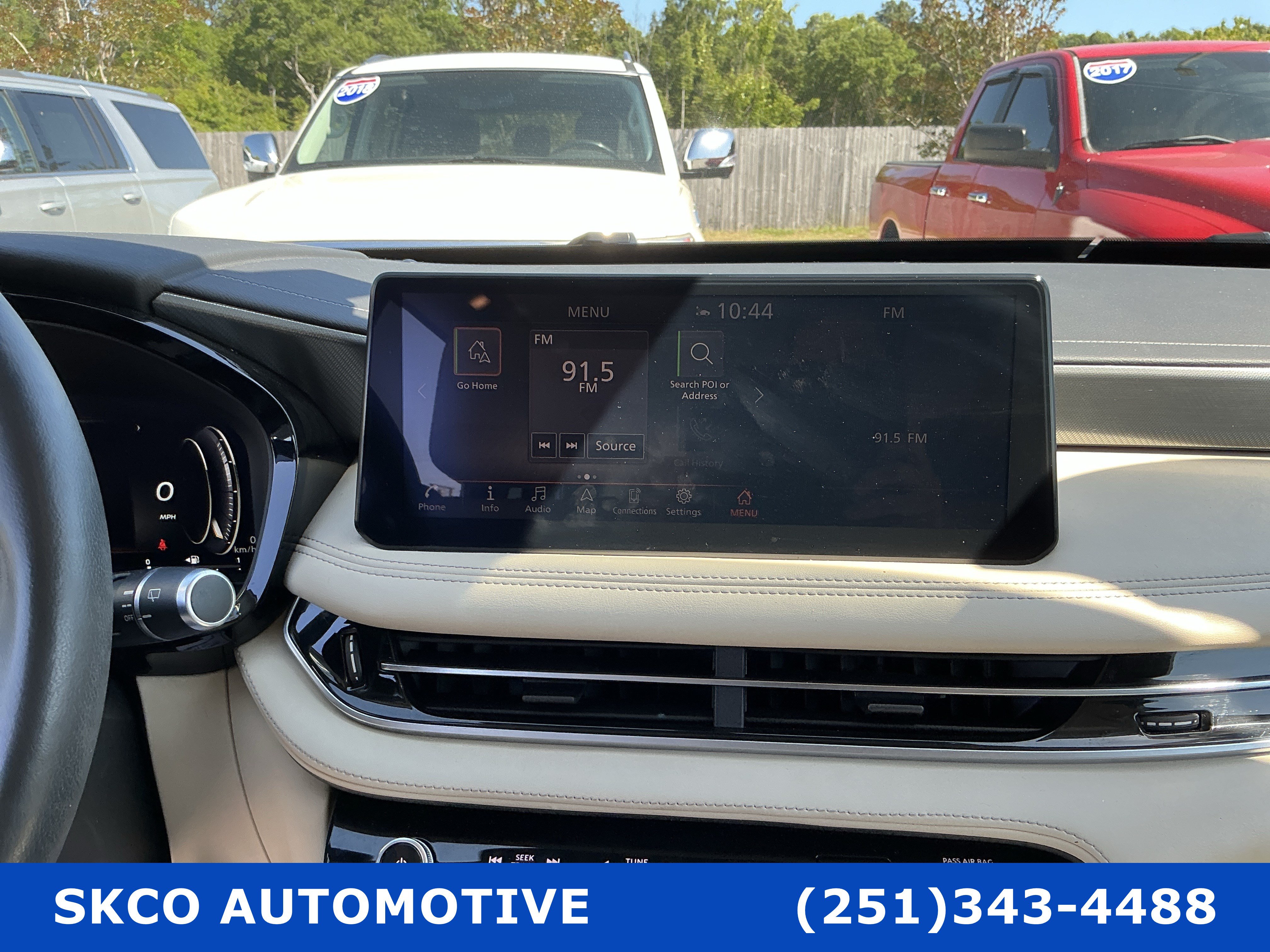 Used 2023 INFINITI QX60 Luxe w/ Cargo Package FWD image 16