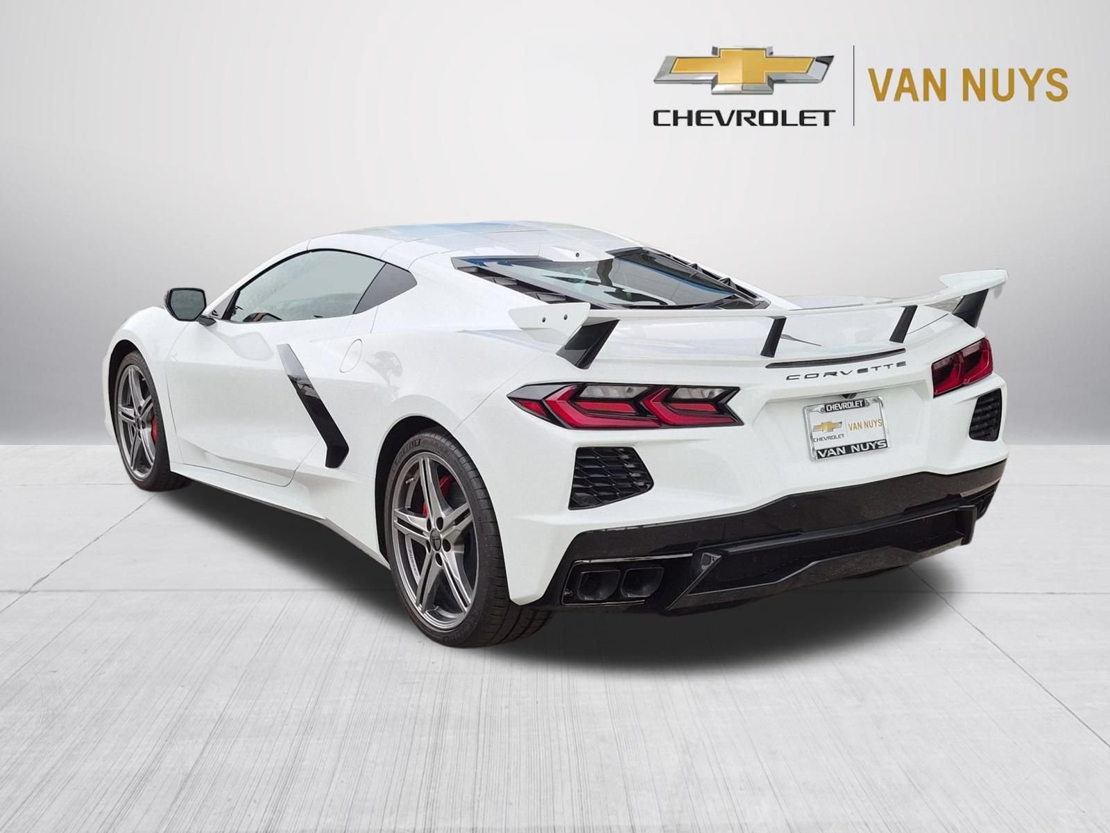 New 2027 Chevrolet Corvette Stingray Coupe w/ 2LT RWD image 4