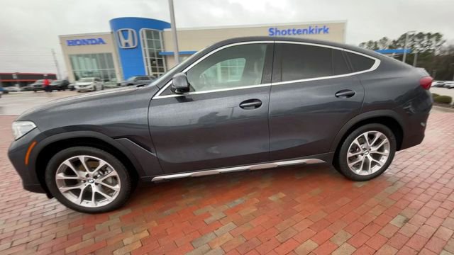 Used 2022 BMW X6 xDrive40i w/ Executive Package image 6