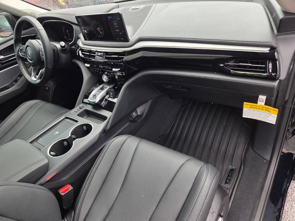 Used 2025 Acura MDX FWD image 17