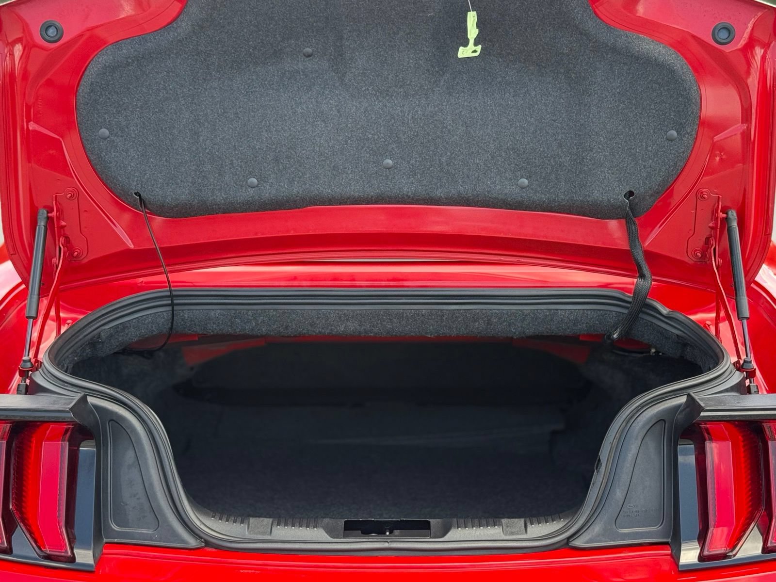 Used 2022 Ford Mustang GT Premium RWD image 45