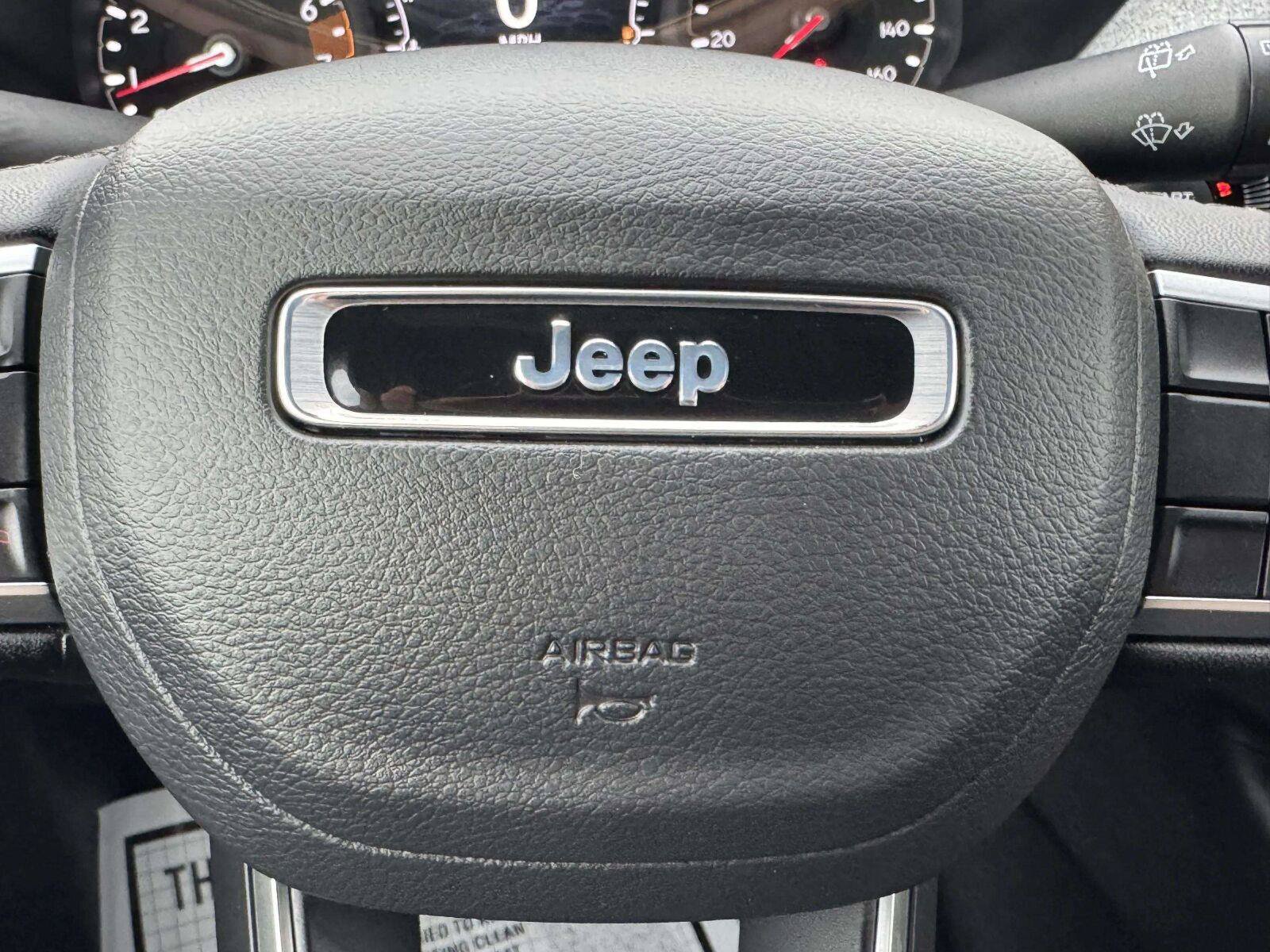 Used 2024 Jeep Compass Latitude w/ Sun and Sound Group AWD/4WD image 23
