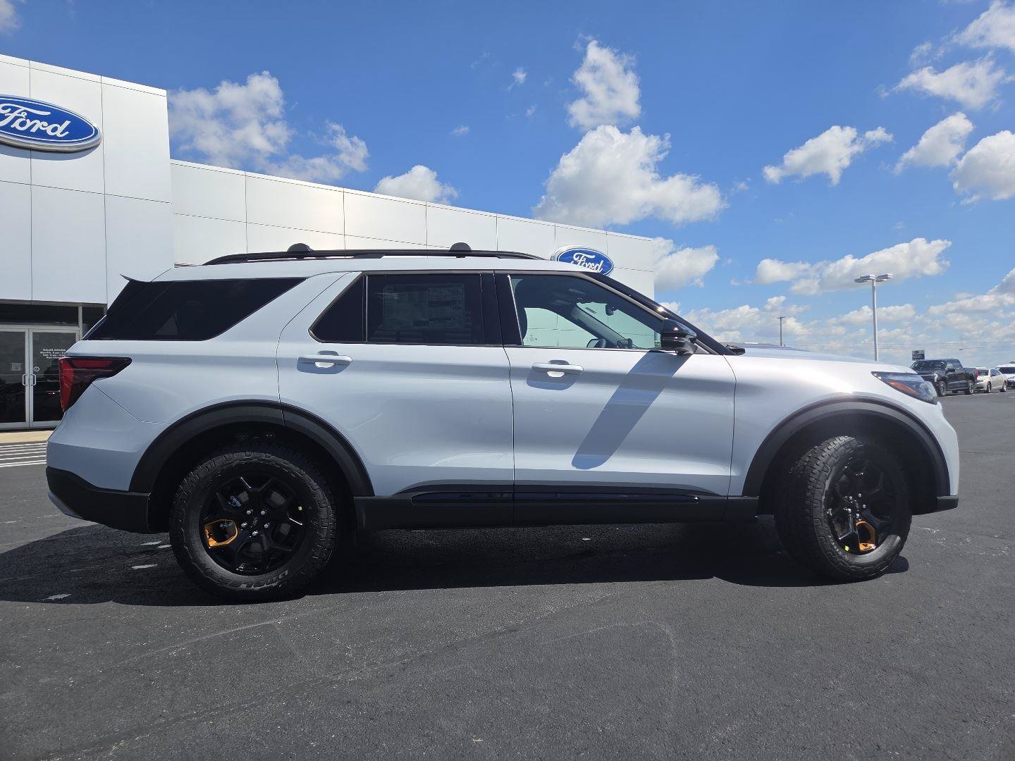 New 2026 Ford Explorer Tremor w/ Tremor Ultimate Package AWD/4WD image 20
