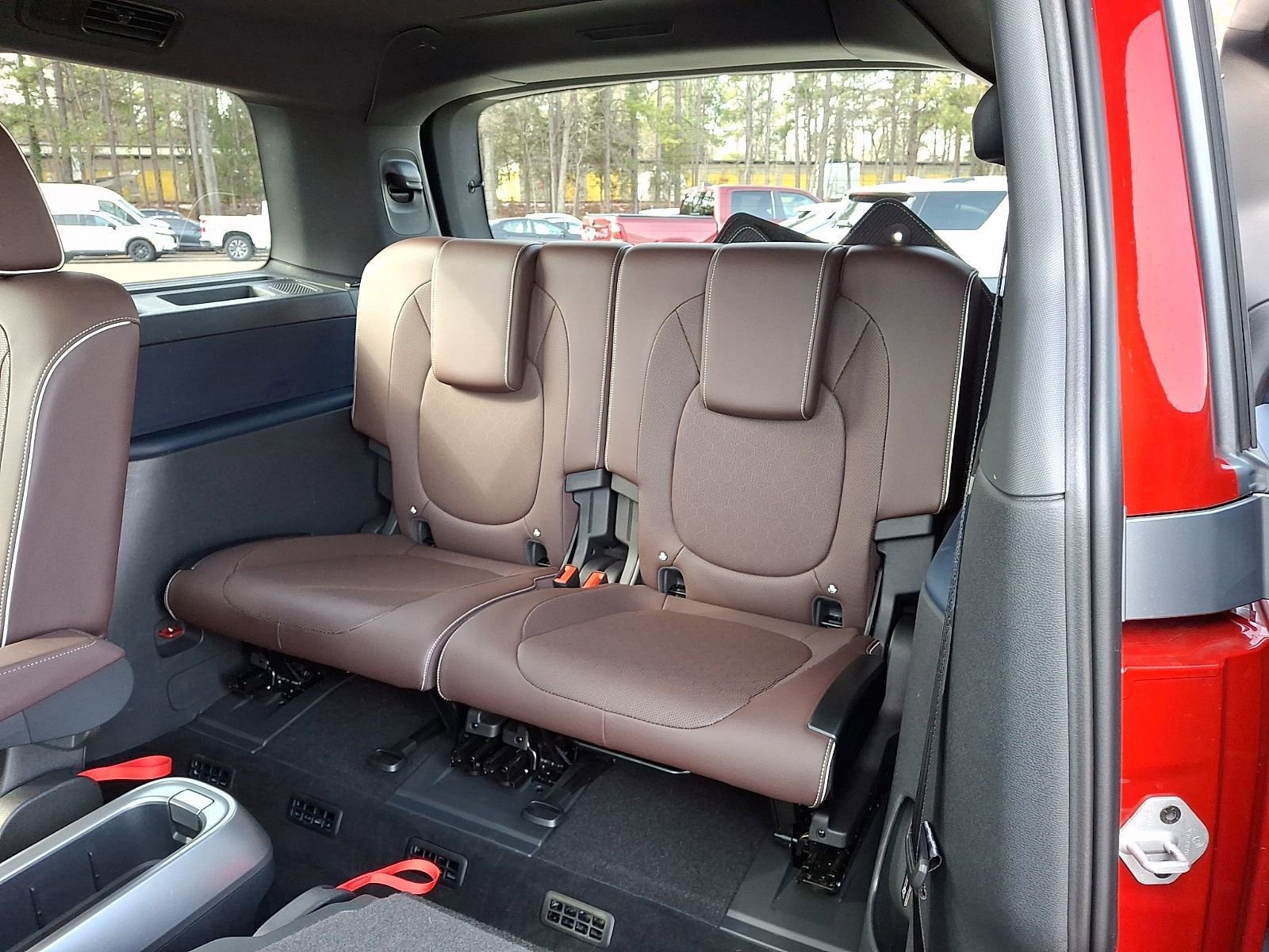 Used 2025 Volkswagen ID. Buzz Pro S Plus image 12