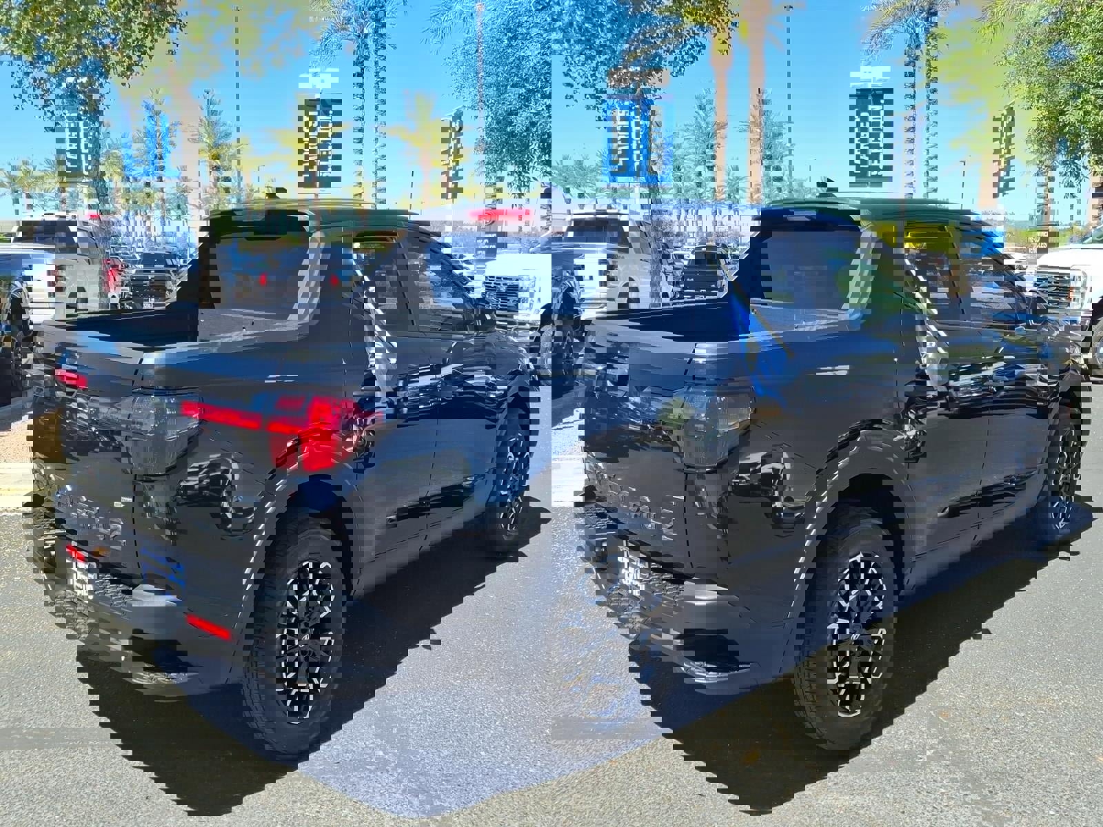 Used 2024 Hyundai Santa Cruz SEL image 4