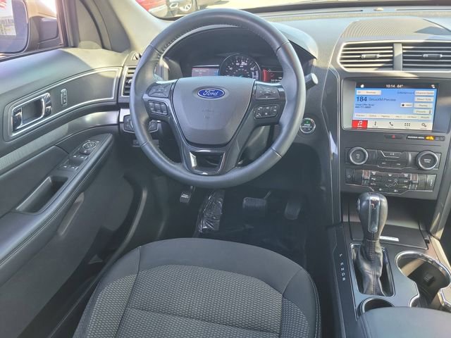 Used 2019 Ford Explorer XLT w/ Equipment Group 201A FWD image 11
