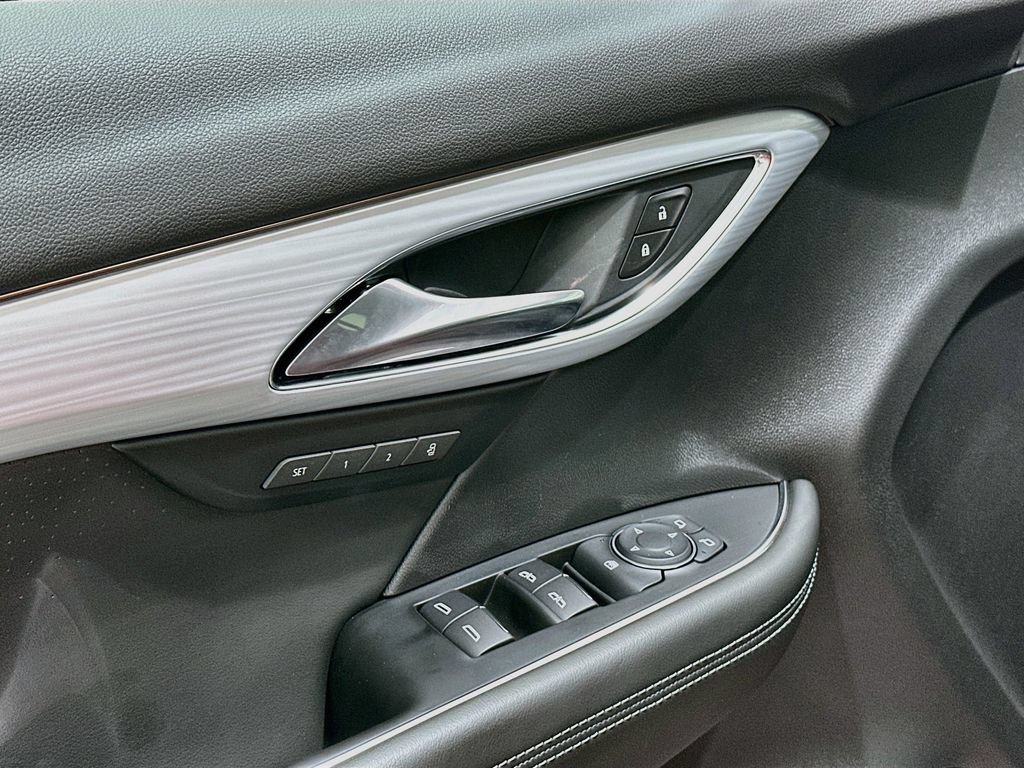 Certified 2026 Buick Envision Avenir AWD/4WD image 18