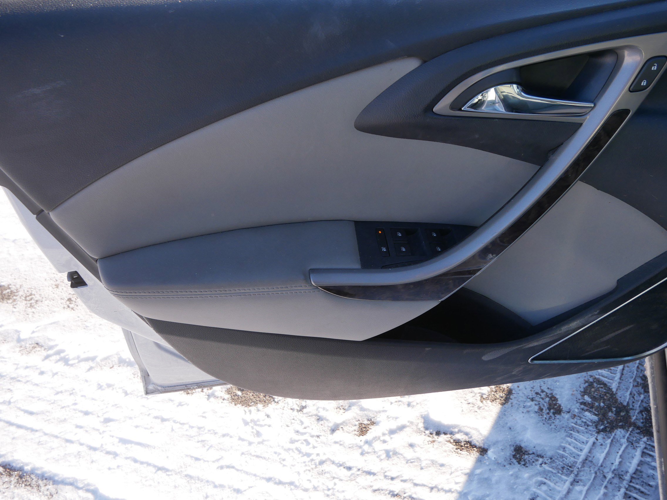 Used 2016 Buick Verano w/ Comfort Package image 18