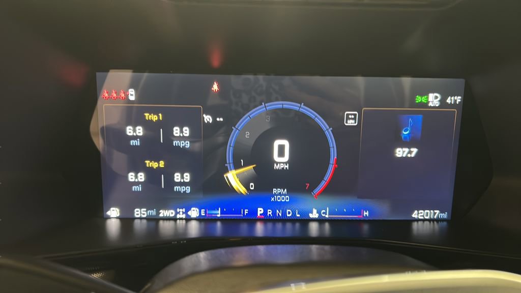 Used 2024 Chevrolet Colorado Z71 w/ Advanced Trailering Package image 13