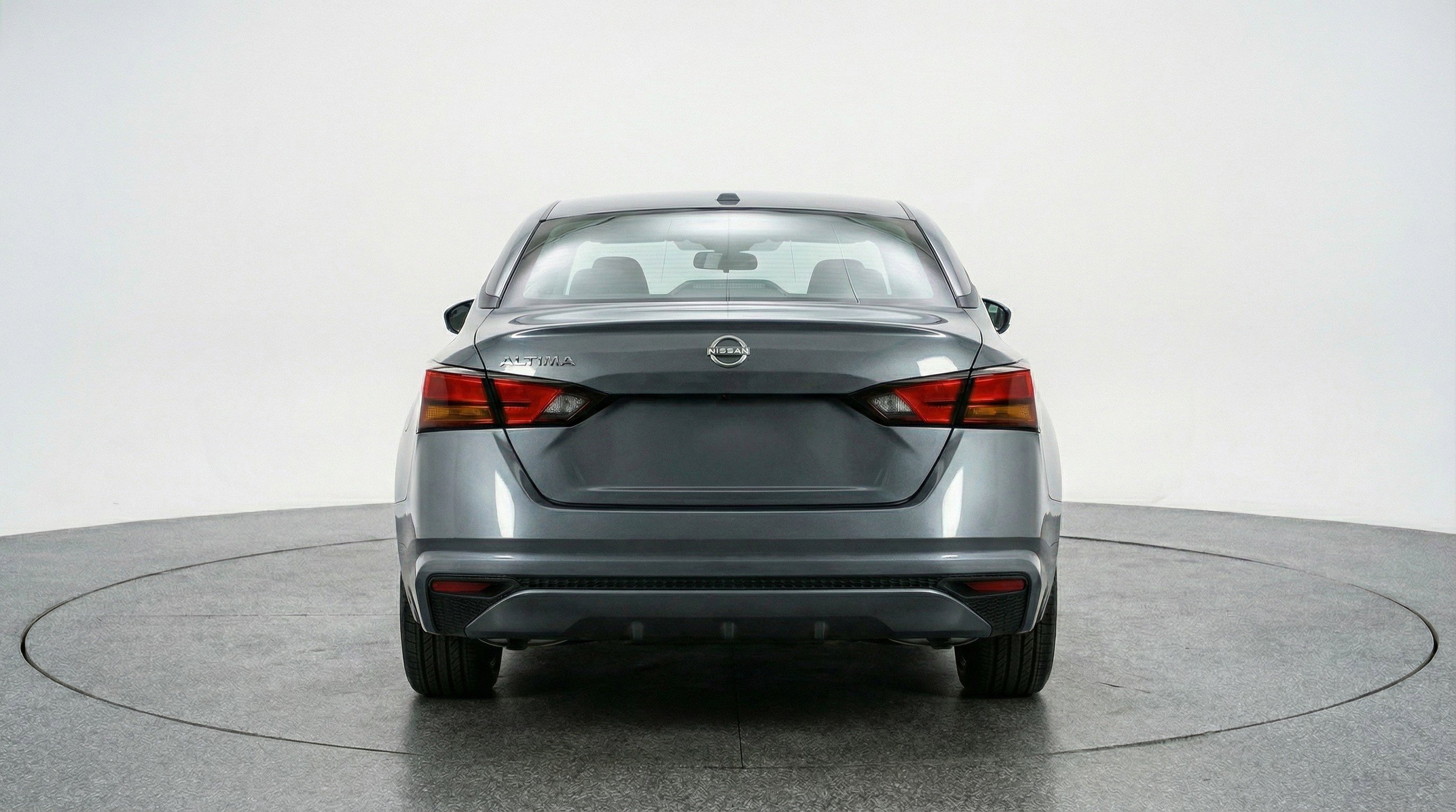 Used 2025 Nissan Altima 2.5 SV image 7