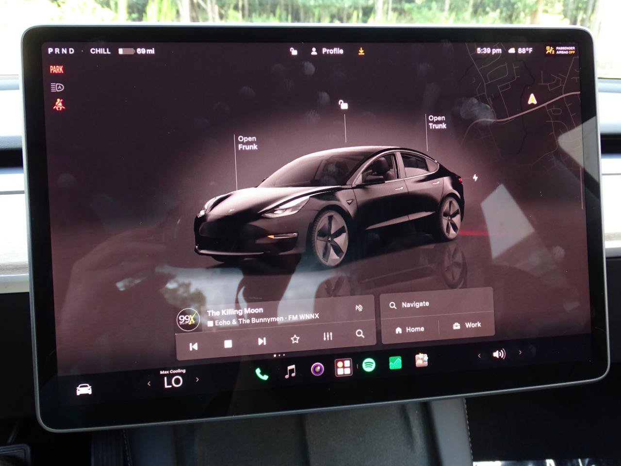 Used 2023 Tesla Model 3 Standard Range RWD image 10