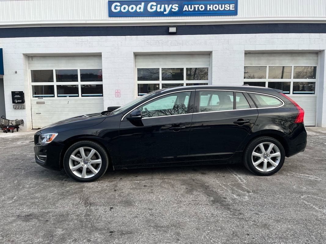 Used 2017 Volvo V60 T5 Premier w/ Convenience Package