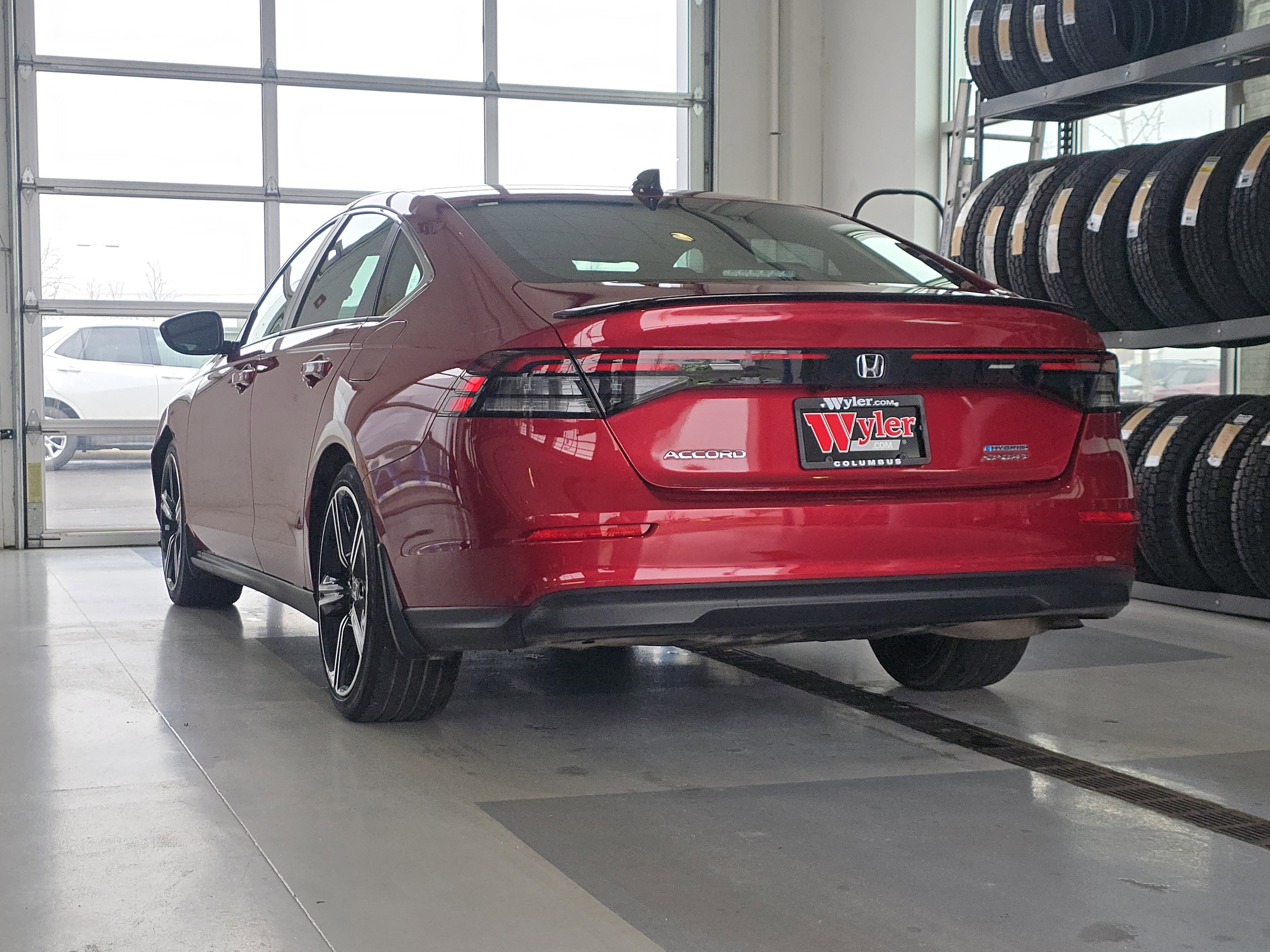 Used 2025 Honda Accord Sport image 5