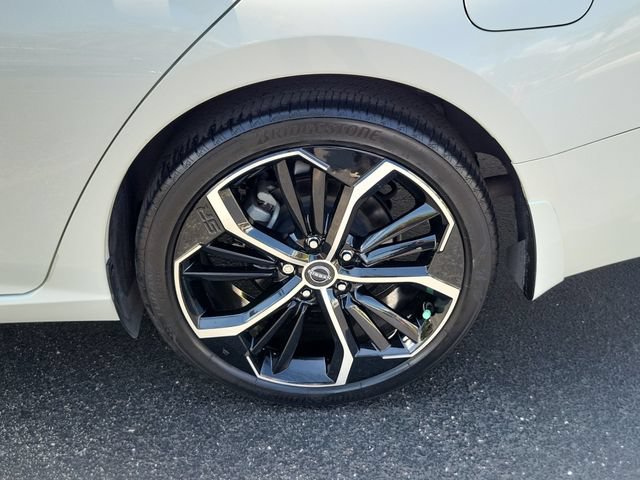 Used 2023 Nissan Altima 2.5 SR FWD image 7
