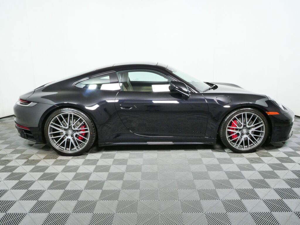 Certified 2024 Porsche 911 Carrera 4S AWD/4WD image 25