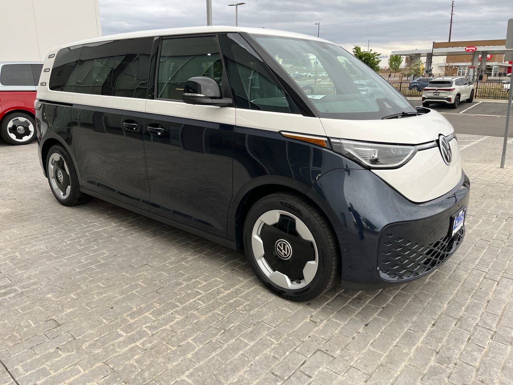 New 2025 Volkswagen ID. Buzz Pro S Plus AWD/4WD image 7