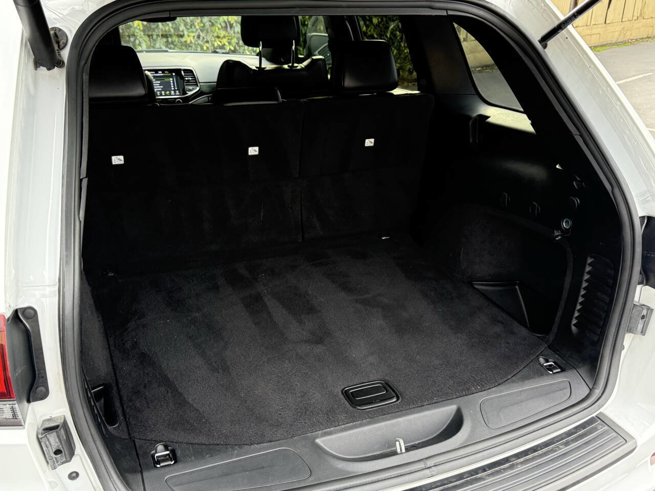 Used 2020 Jeep Grand Cherokee Limited X image 21