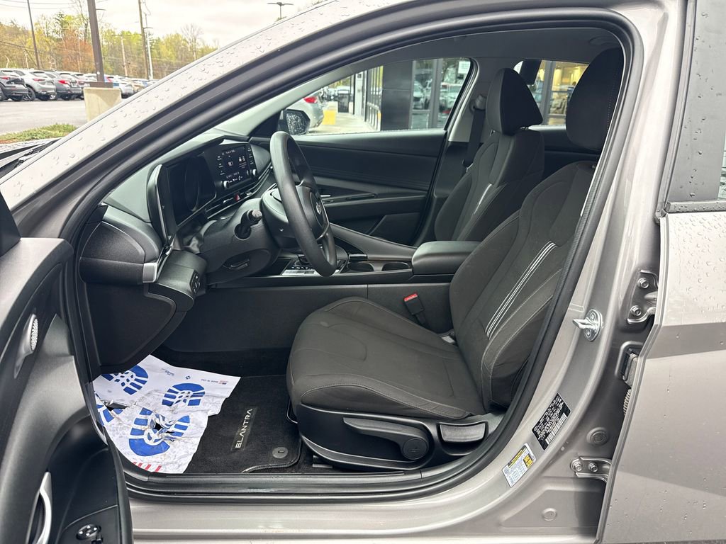 Used 2023 Hyundai Elantra Blue w/ Preferred Accessory Package FWD image 22