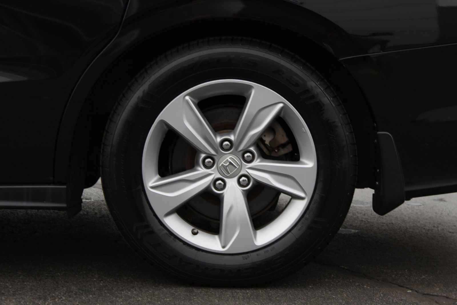 Used 2018 Honda Odyssey EX-L image 24