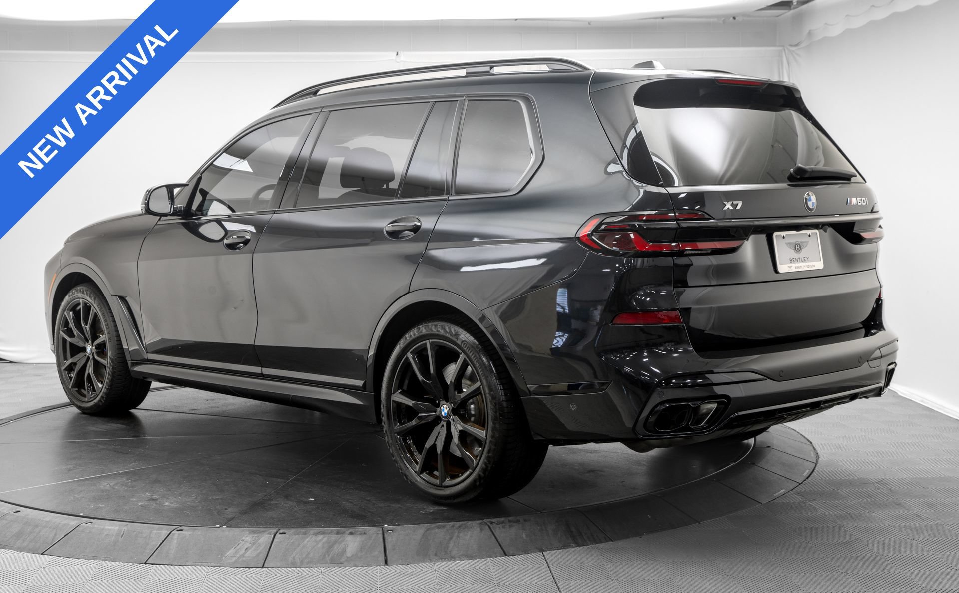 Used 2025 BMW X7 M60i w/ Executive Package AWD/4WD image 5