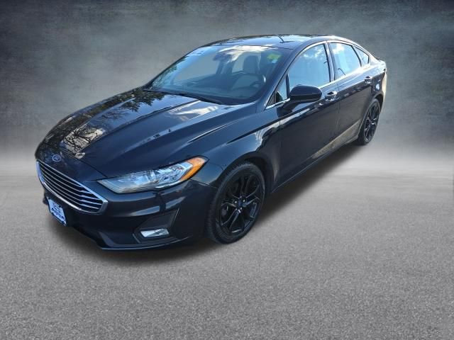 Used 2020 Ford Fusion SE w/ Equipment Group 151A image 3