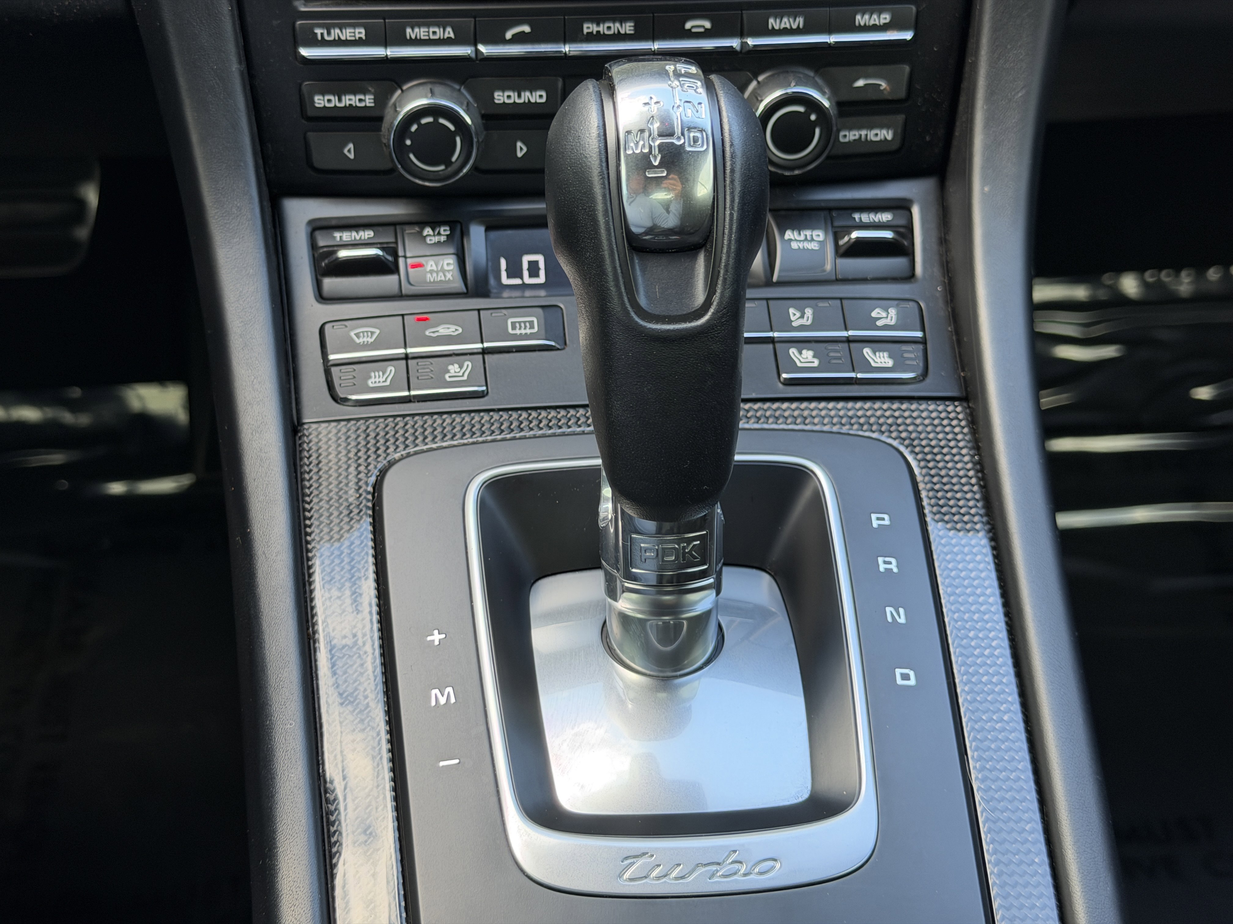 Certified 2015 Porsche 911 Turbo S image 27