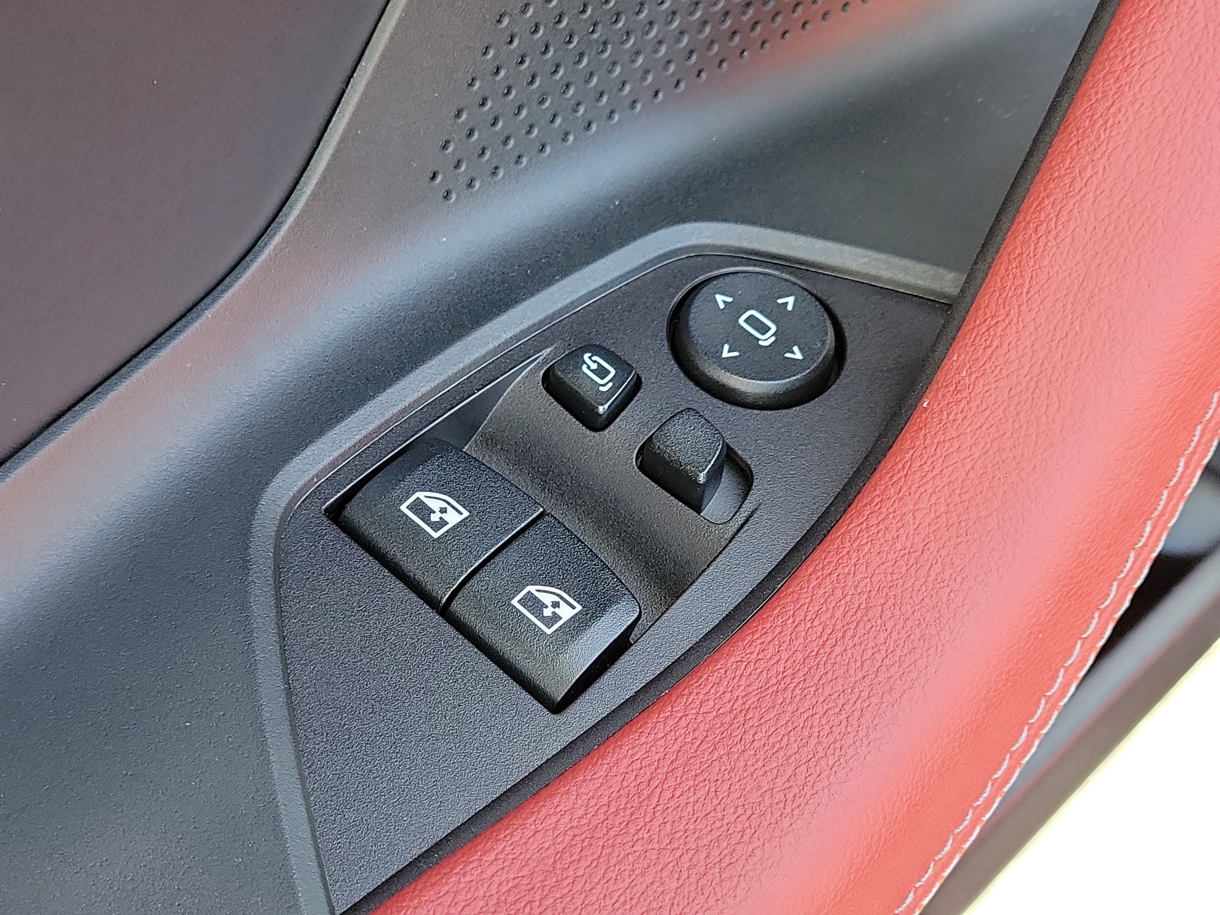 Used 2025 BMW 230i Coupe RWD image 16