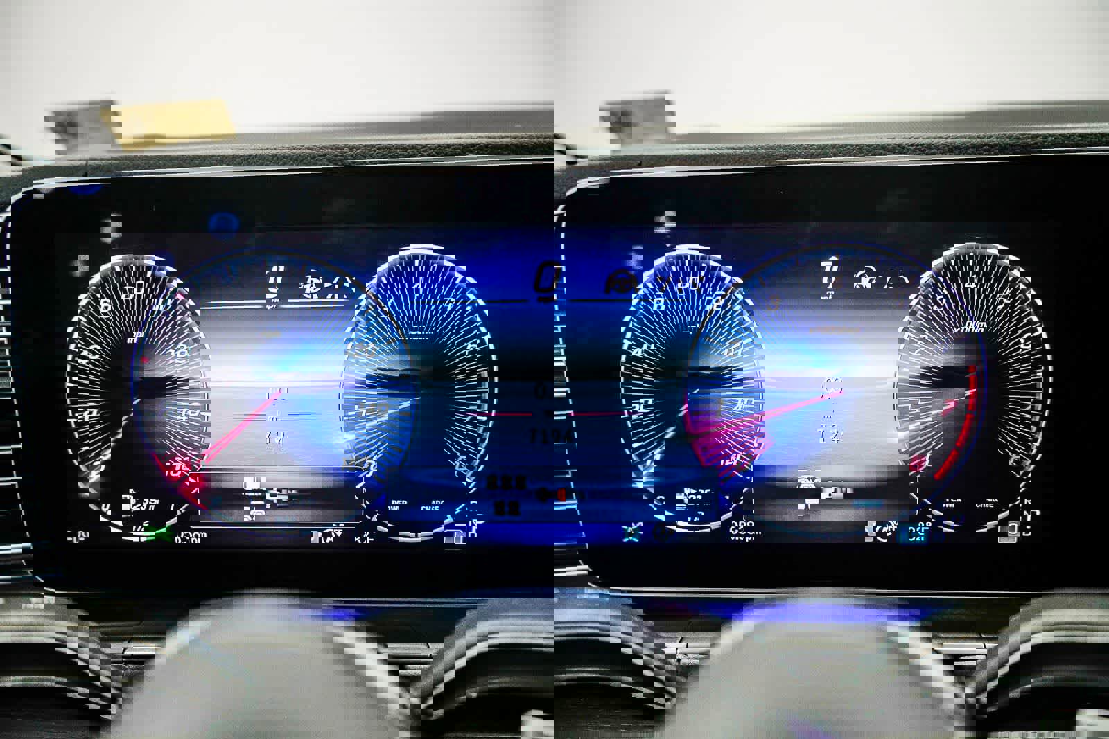 Used 2026 Mercedes-Benz GLS 450 4MATIC image 26