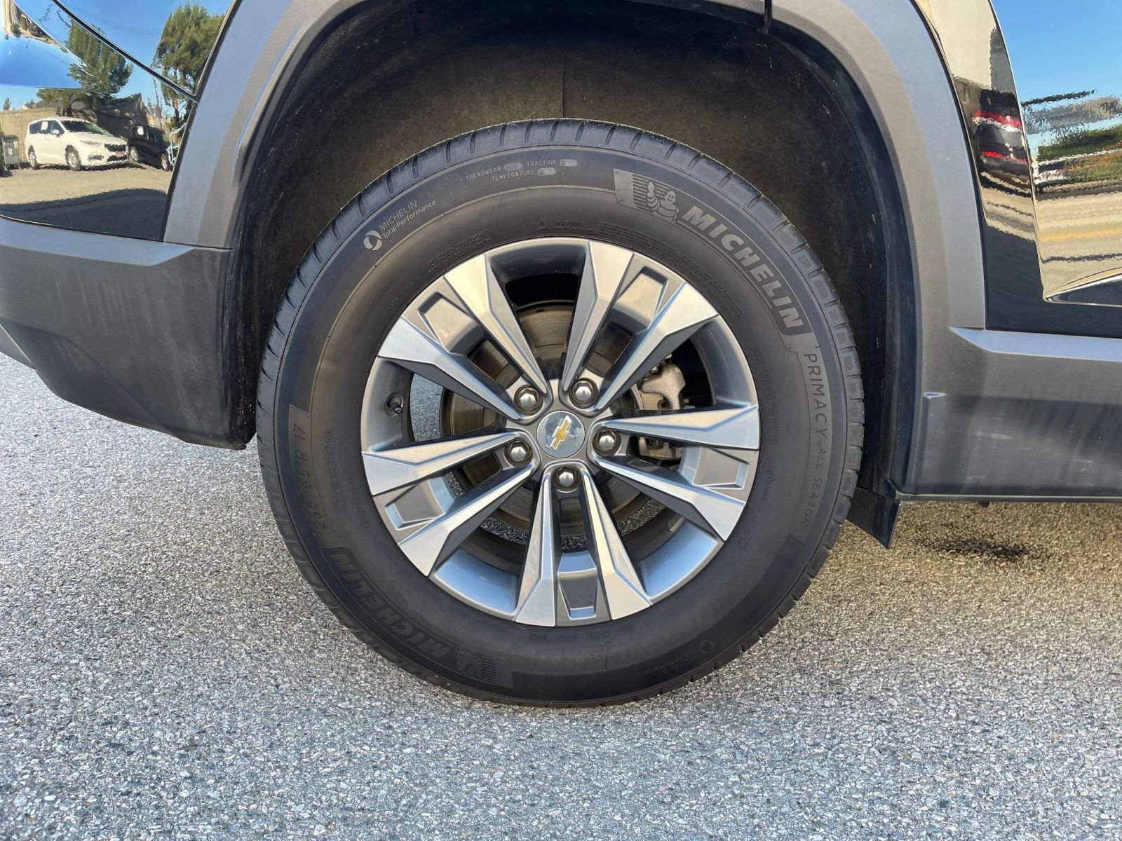 Used 2025 Chevrolet Equinox LT image 30