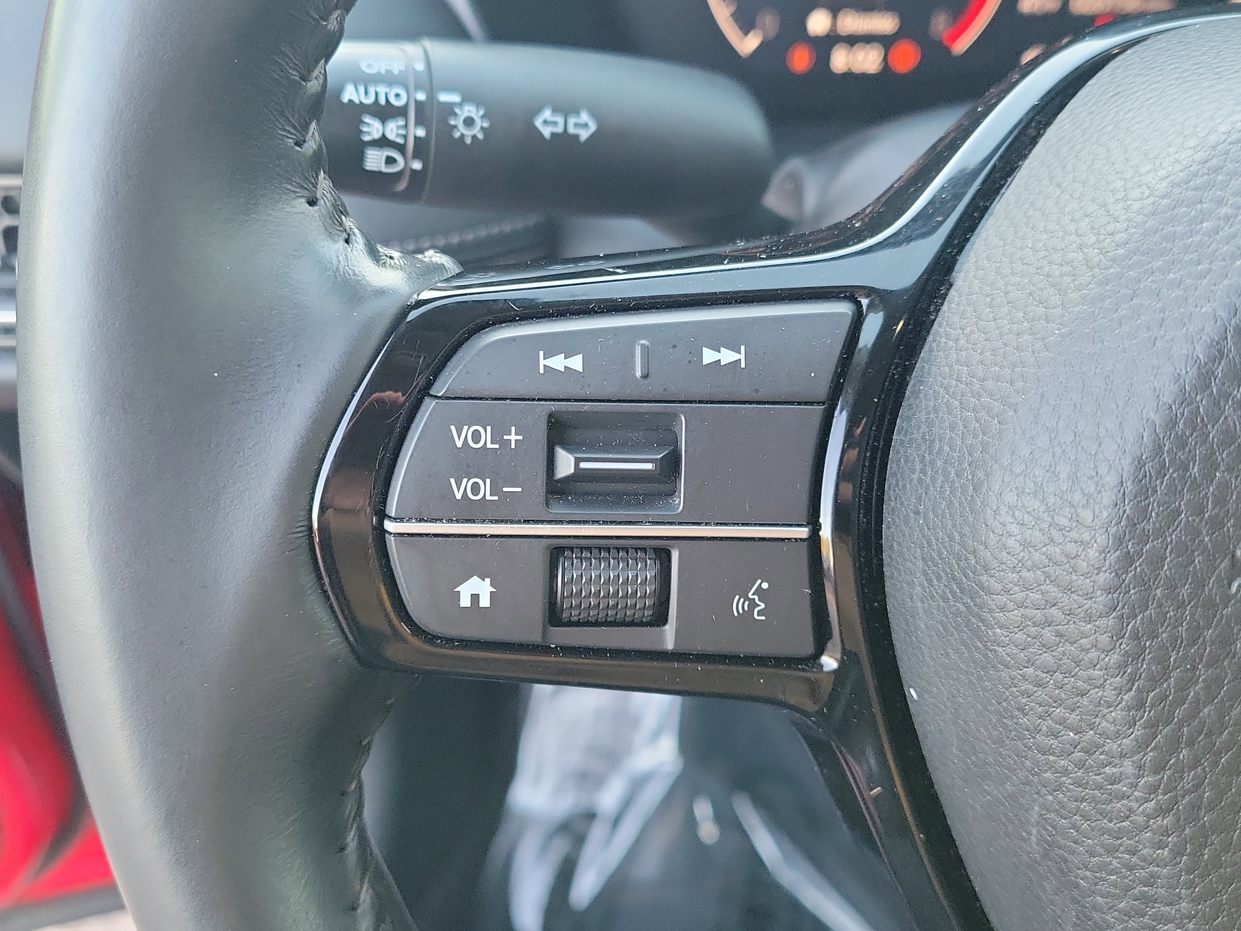 Used 2023 Honda HR-V EX-L image 25