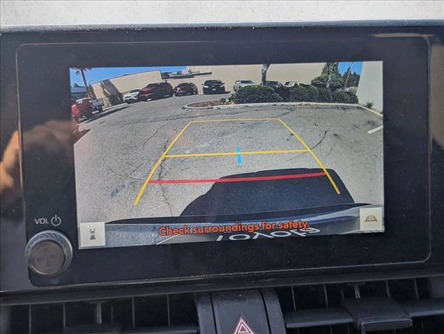 Used 2023 Toyota RAV4 SE w/ Convenience Package AWD/4WD image 13