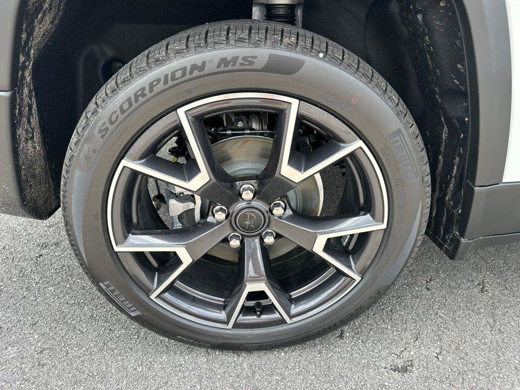 New 2026 Jeep Cherokee Overland AWD/4WD image 13