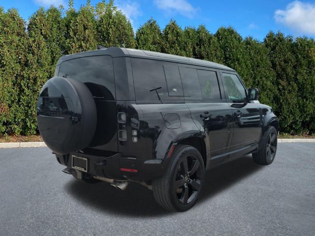 Certified 2024 Land Rover Defender 110 V8 AWD/4WD image 4