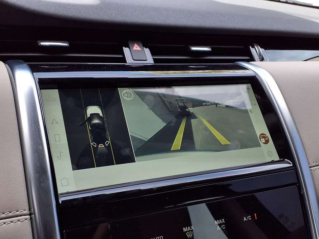 Used 2023 Land Rover Discovery Sport S image 8