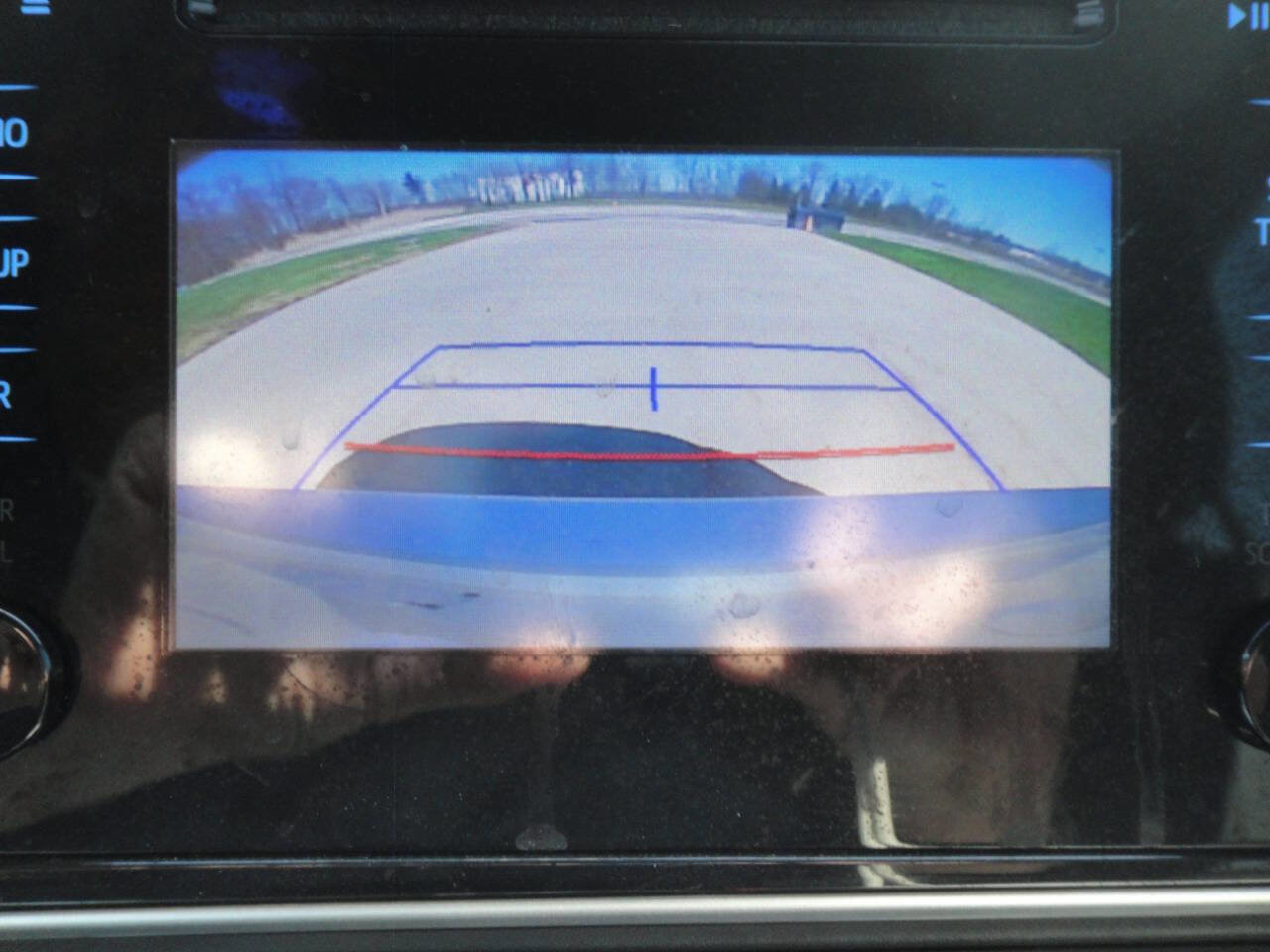 Used 2019 Toyota Corolla SE image 14
