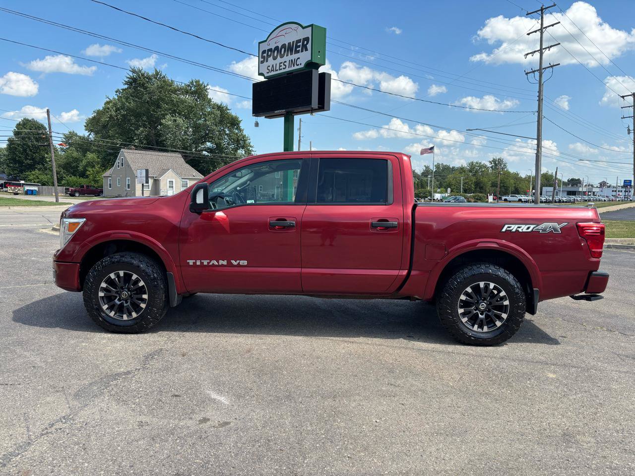 Used 2018 Nissan Titan PRO-4X AWD/4WD image 2
