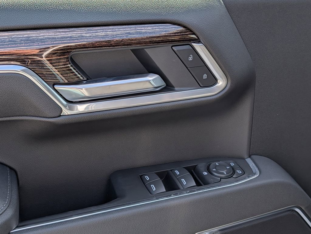 New 2026 GMC Sierra 1500 SLE image 7
