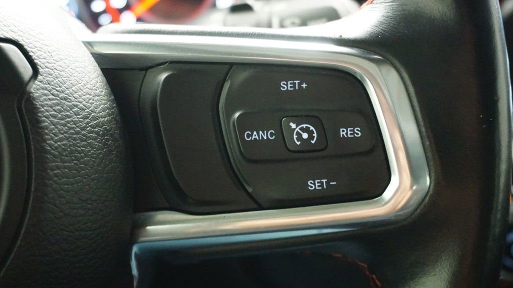 Used 2018 Jeep Wrangler Unlimited Rubicon image 34