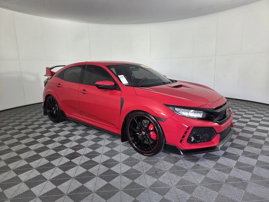 Used 2018 Honda Civic Type R image 2