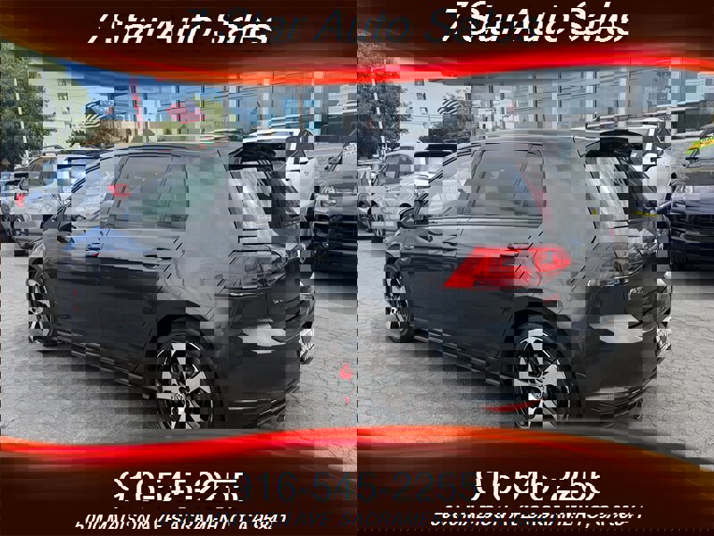 Used 2017 Volkswagen GTI SE image 4