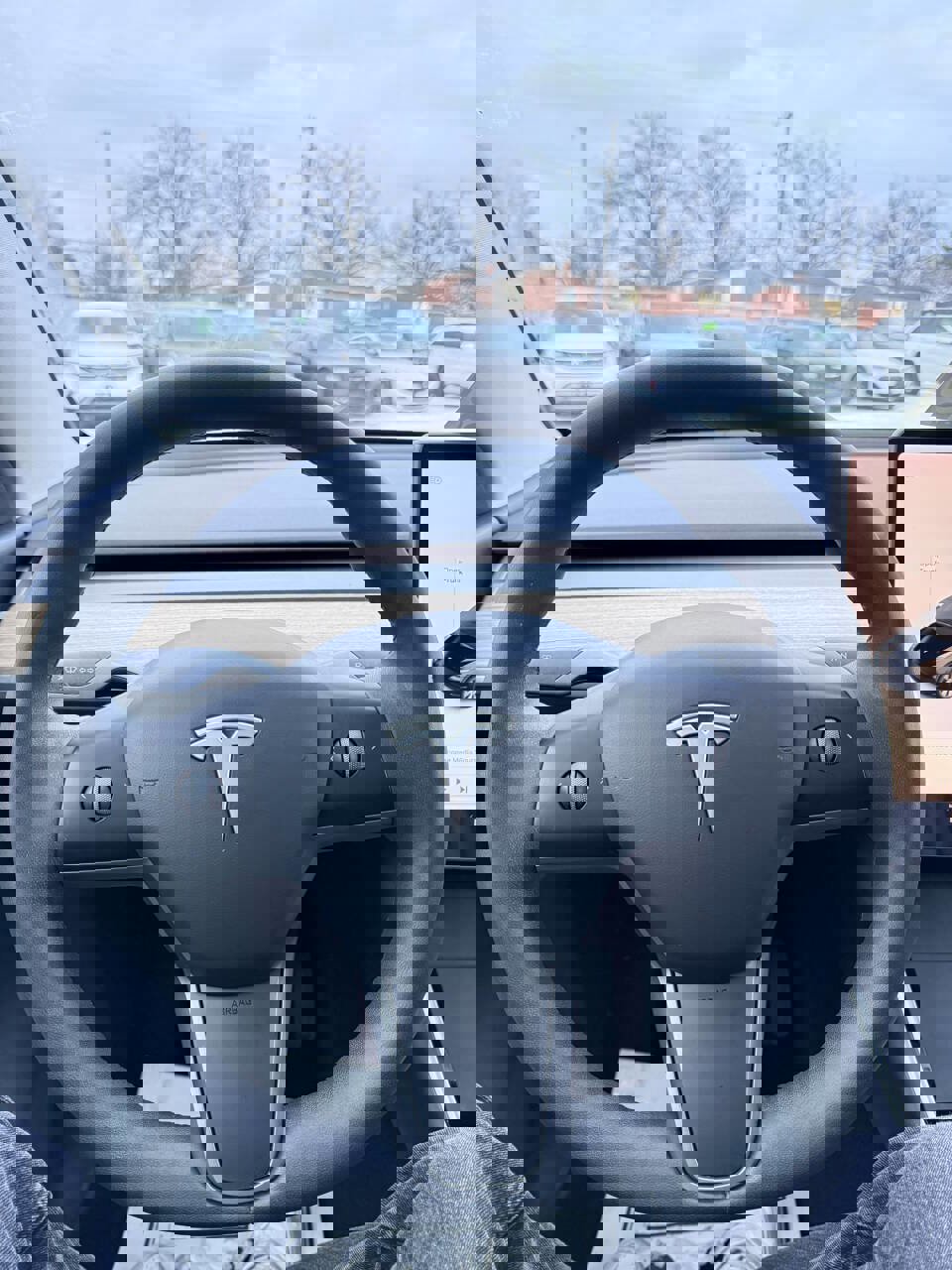 Used 2021 Tesla Model Y Long Range image 11