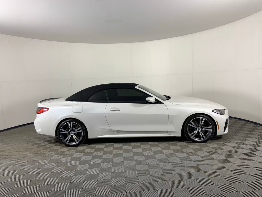 Used 2022 BMW 430i Convertible w/ M Sport Package RWD image 2