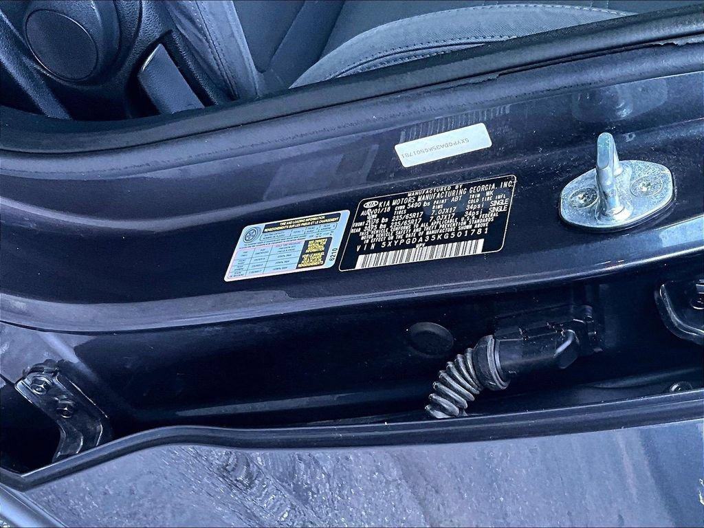Used 2019 Kia Sorento AWD image 32